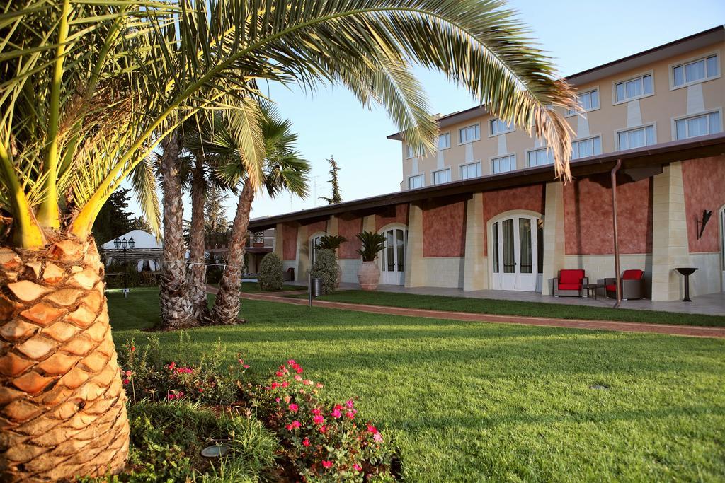 Semiramide Palace Hotel Castellana Grotte Extérieur photo