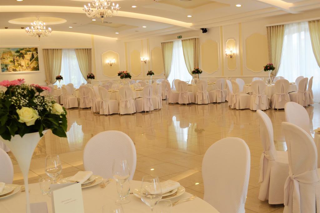 Semiramide Palace Hotel Castellana Grotte Extérieur photo